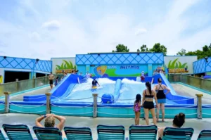 Hurricane Harbor Splashtown